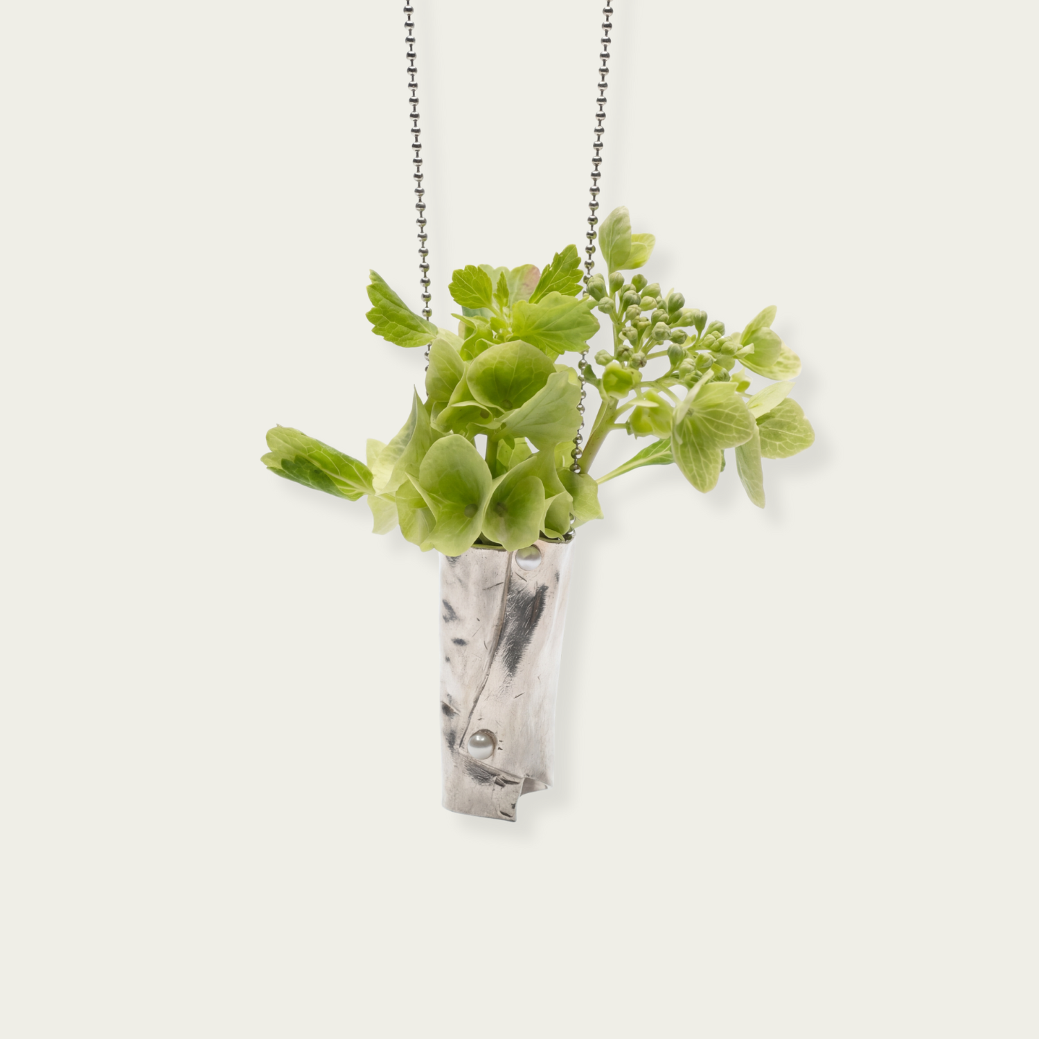 Amfora necklace