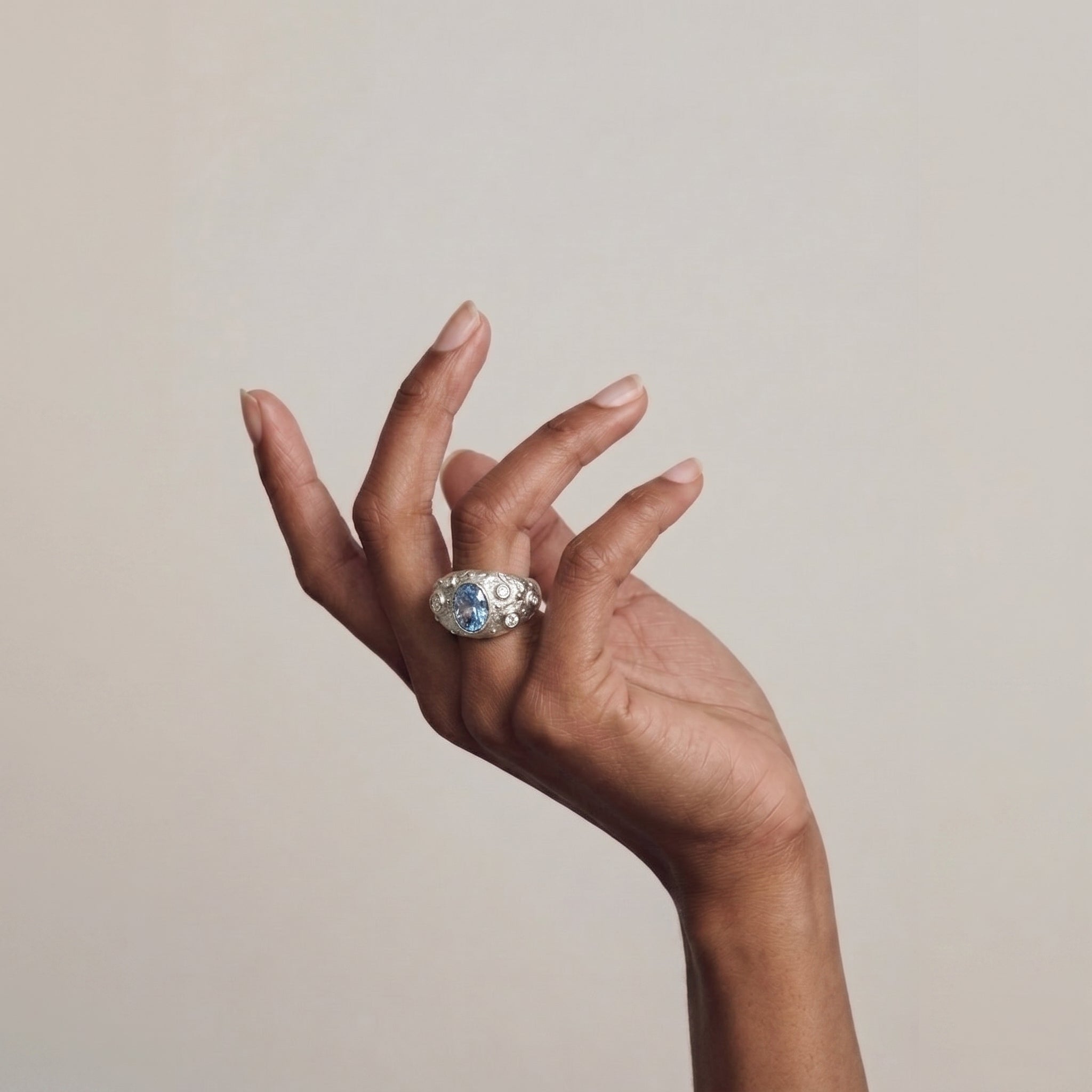 Minerva Ring
