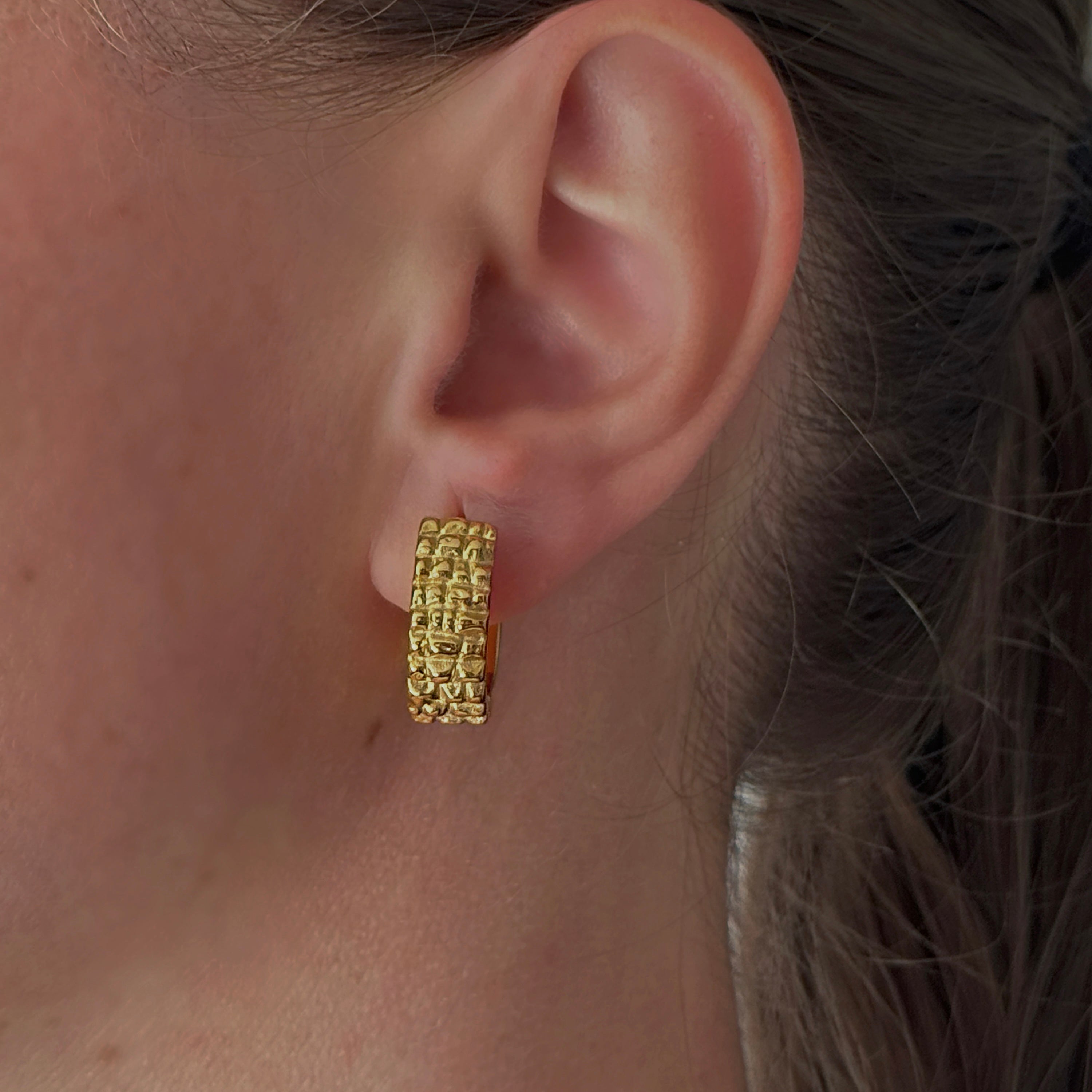 Kai Hoops Earrings