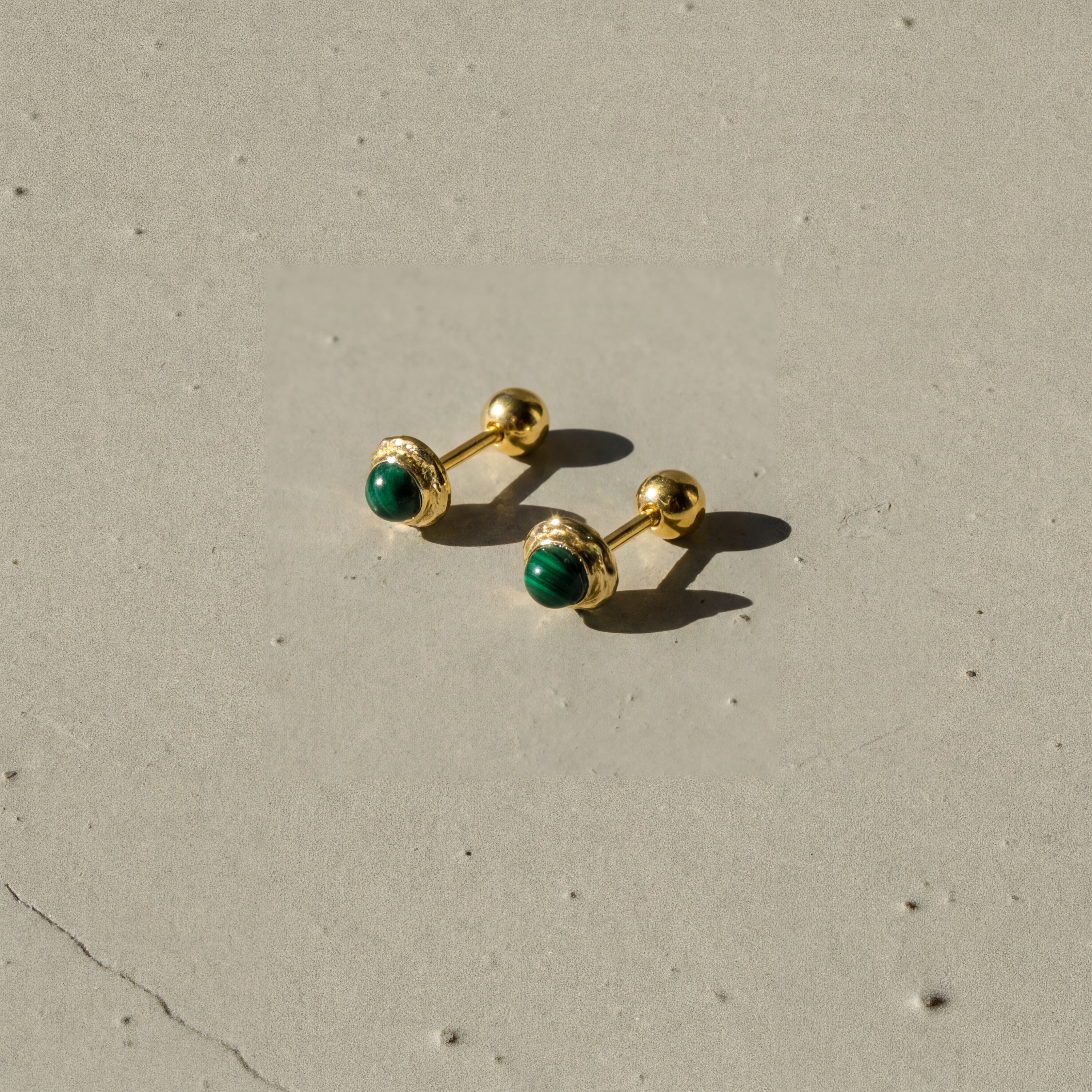 Alba mono earring