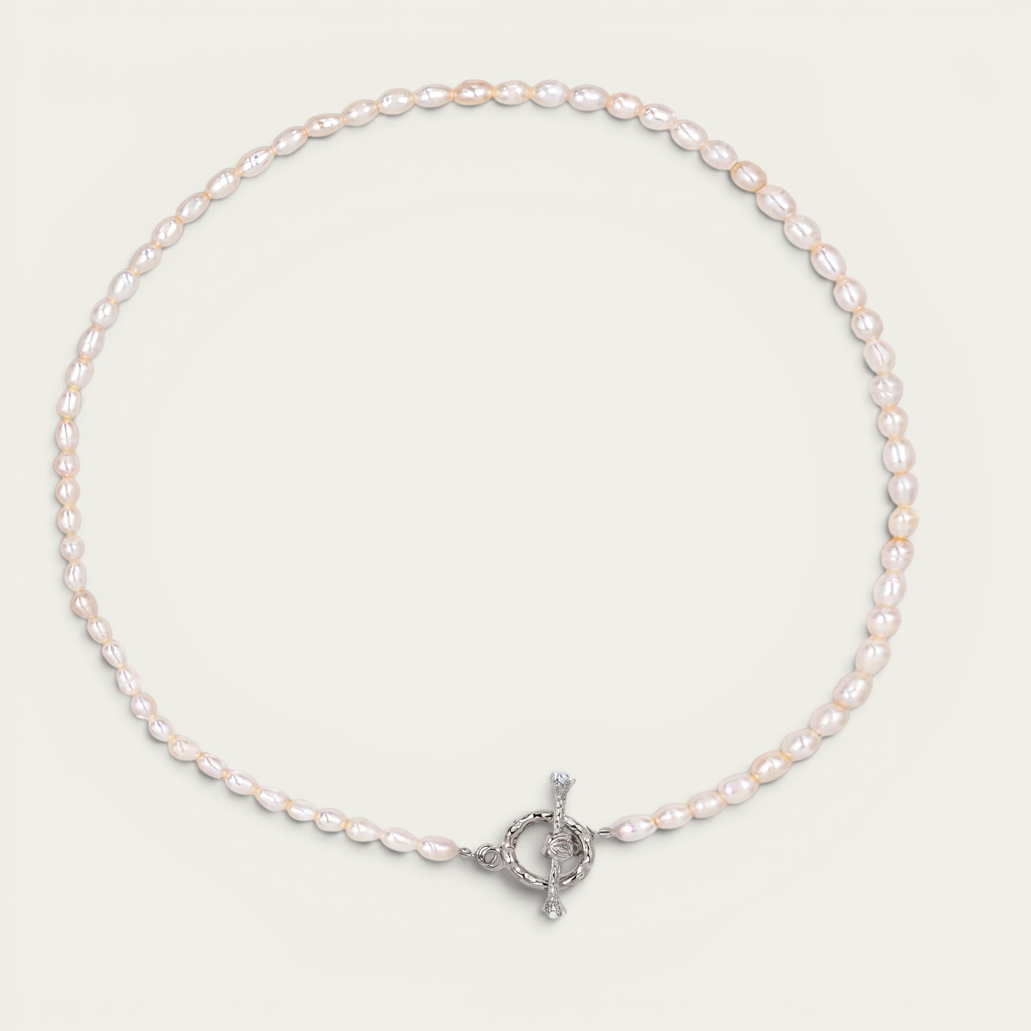 Classic Pearl necklace